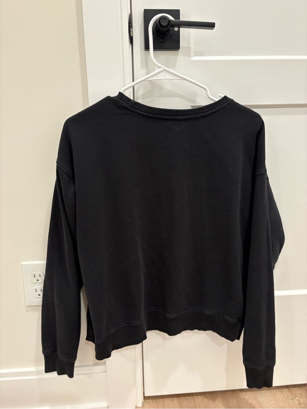 Pact Organic Cotton Black Crew Size Meidum - Picture 5 of 8